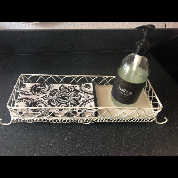 Antique-look Display Shelf - Picture 3 of 7